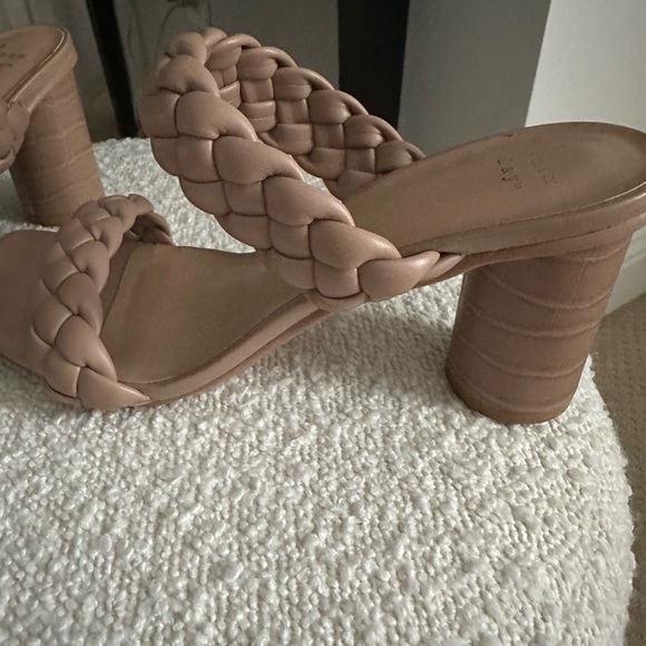 Braided strapped sandals - Picture 3 of 4